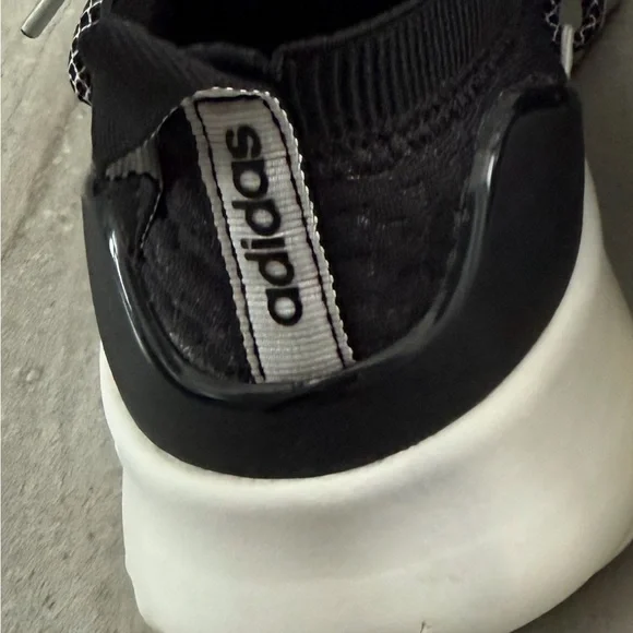 Adidas Shoes - Picture 4 of 4